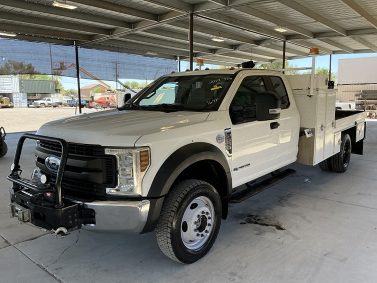 2019-ford-f550-image-4