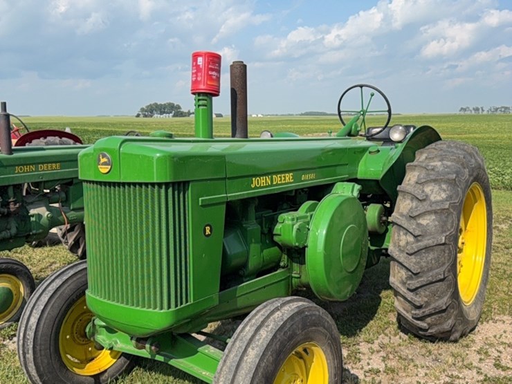 john-deere-r-image-1