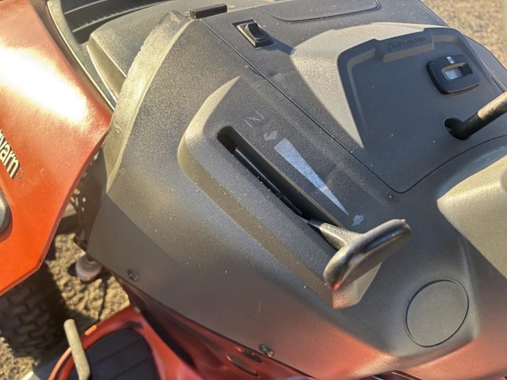 2003-husqvarna-yth21k46-image-15