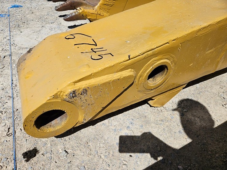 caterpillar-14-image-7