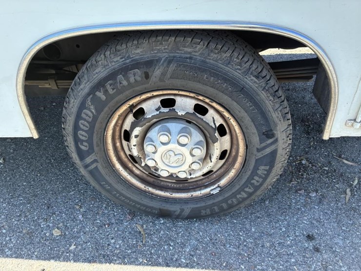 2005-dodge-ram-2500-image-9