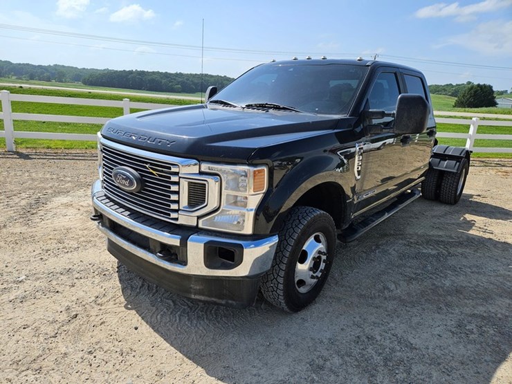 2021-ford-f350-image-9
