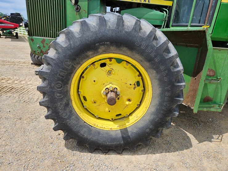 john-deere-8430-image-42