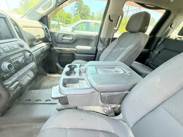 2020-chevrolet-silverado-1500-image-60