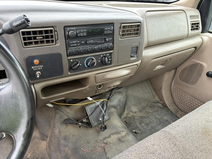 2000-ford-f350-image-16