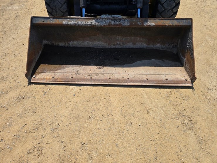 deere-330g-image-8