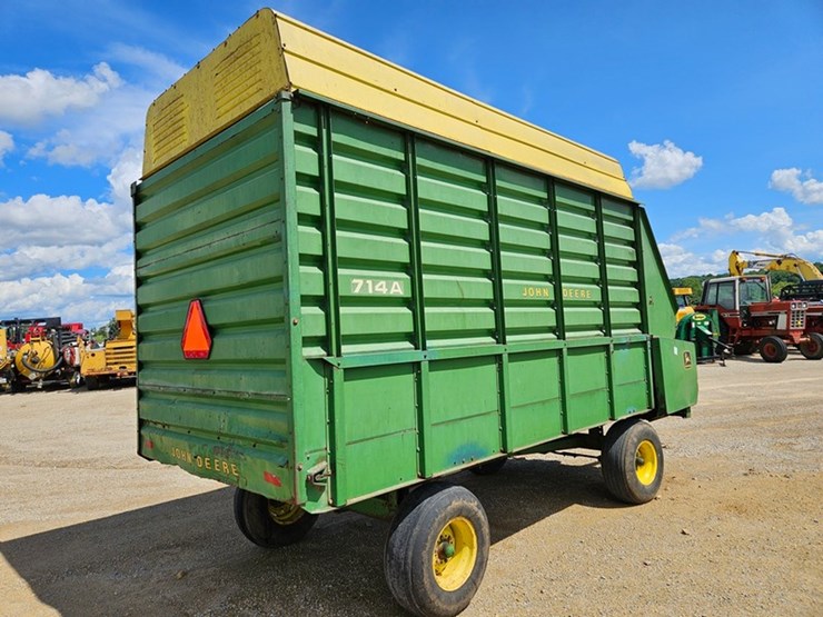 john-deere-714a-image-5