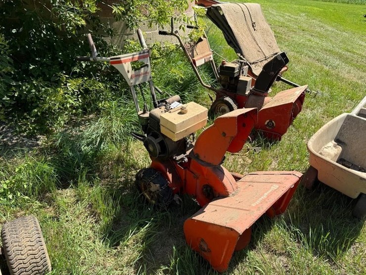 simplicity-snowblower-image-1
