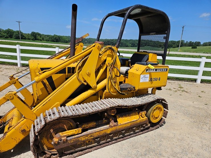 deere-350b-image-16