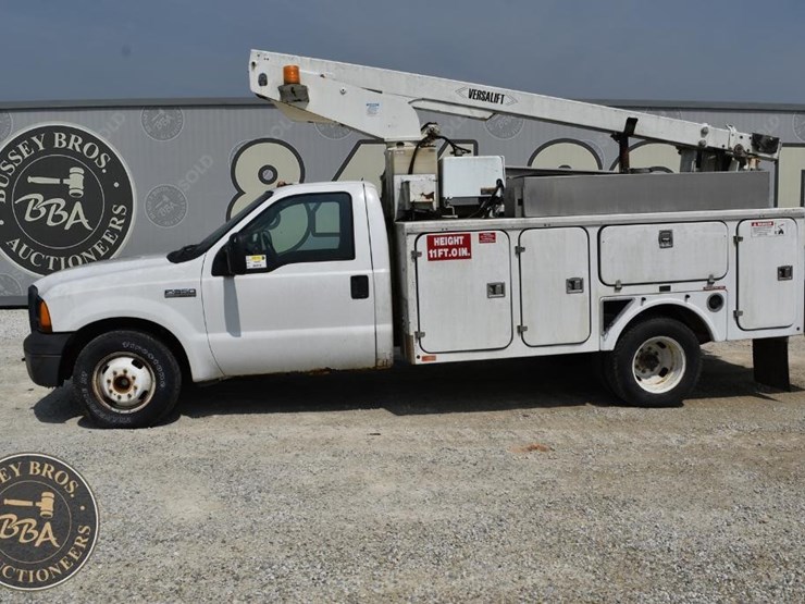 2006-ford-f350-sd-xl-image-2