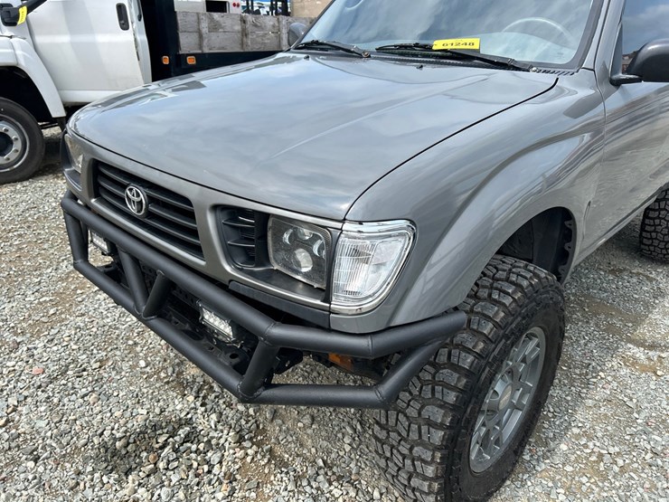 1996-toyota-tacoma-image-9