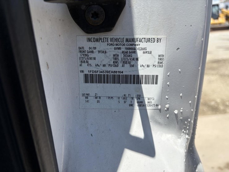 2009-ford-f350-image-19