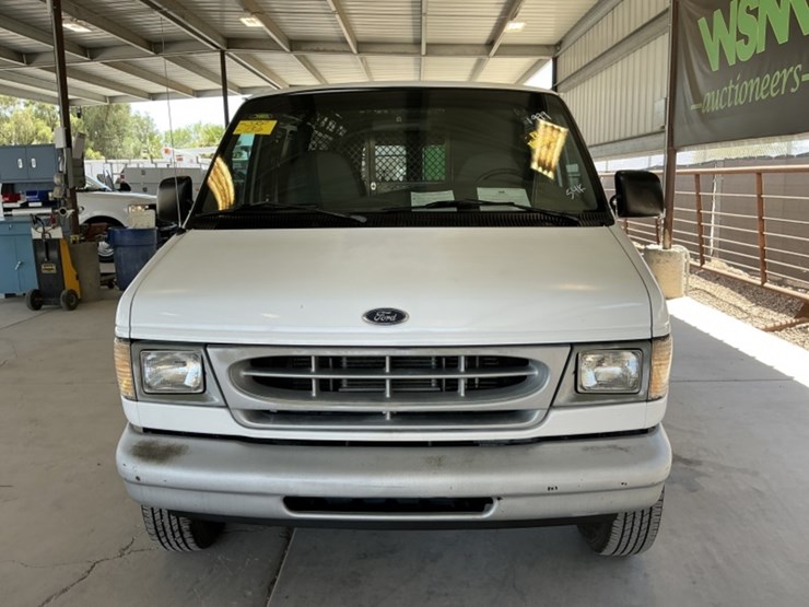 1999-ford-cargo-image-3