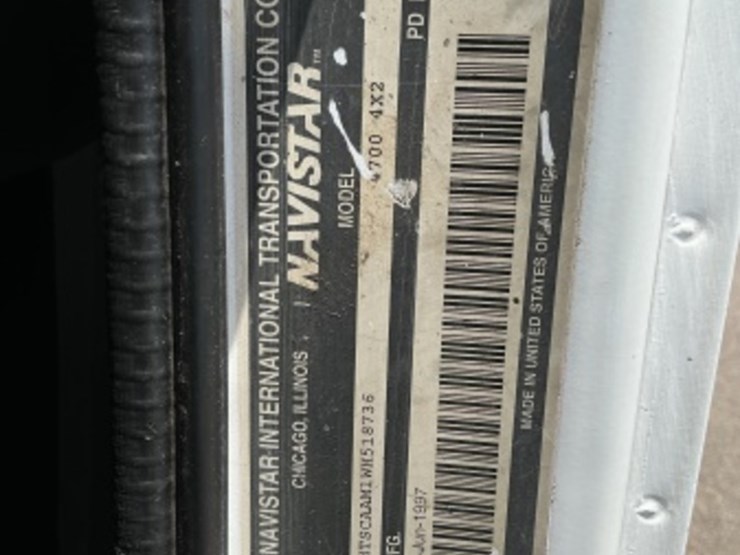 1998-international-4700-image-15