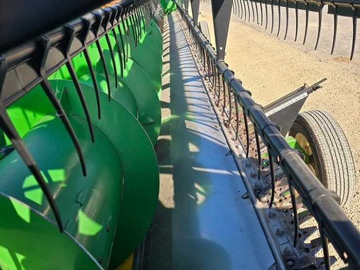 john-deere-635f-image-18
