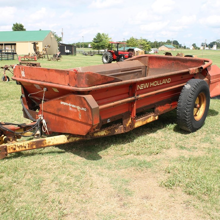 NEW HOLLAND 519