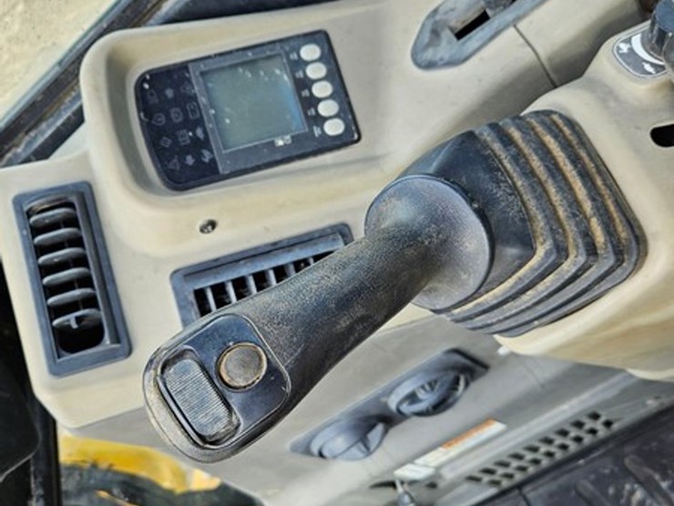 yanmar-vio45-image-31