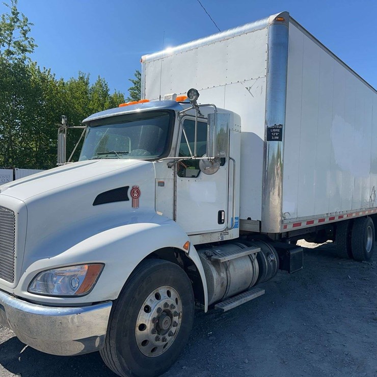 2018 KENWORTH T370