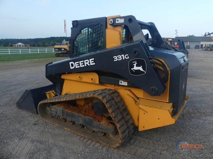 2019-deere-331g-image-3