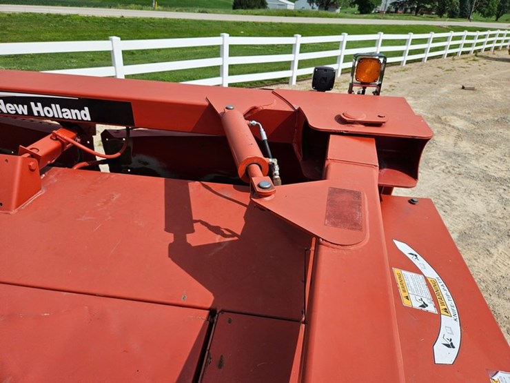 new-holland-1411-image-13