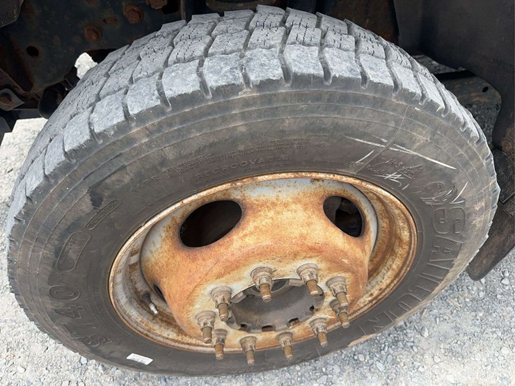 2015-ford-f450-xl-image-9