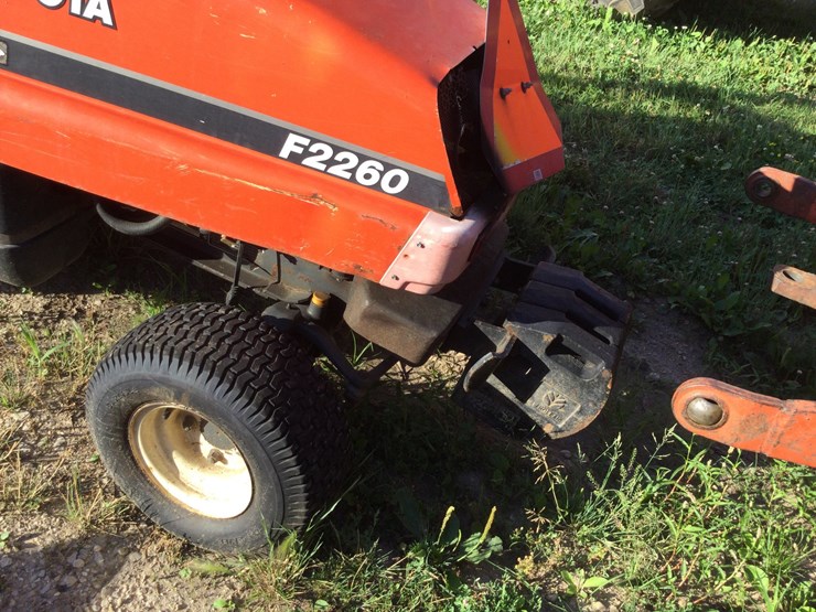 1998-kubota-f2260-image-10