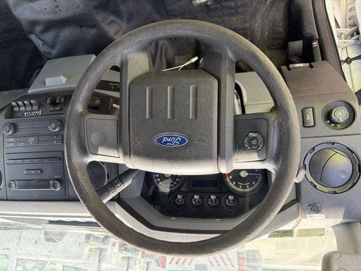 2015-ford-f250-image-11