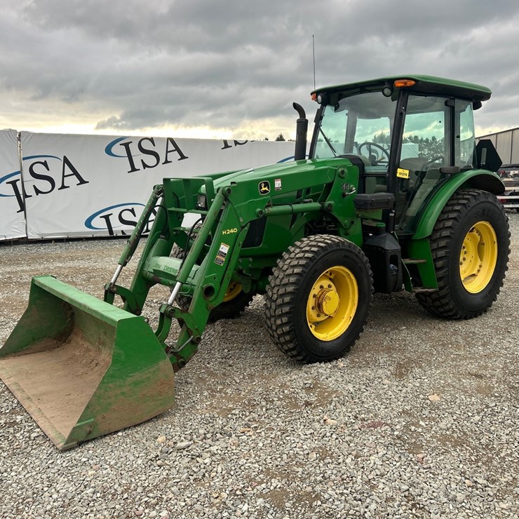 JOHN DEERE 5100E