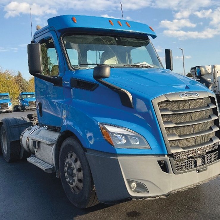 2019 FREIGHTLINER CASCADIA 116