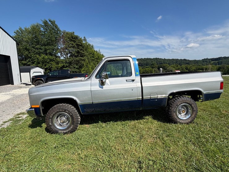 1985-chevrolet-k10-image-2