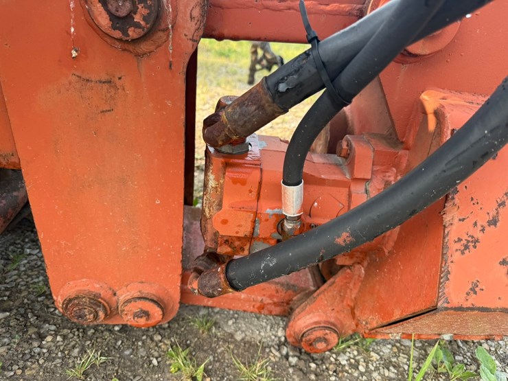 ditch-witch-350sx-image-37