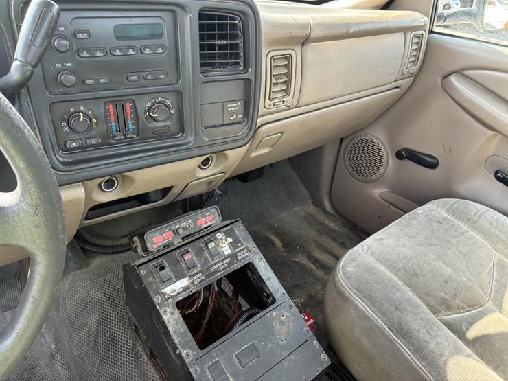 2007-chevrolet-2500hd-image-16