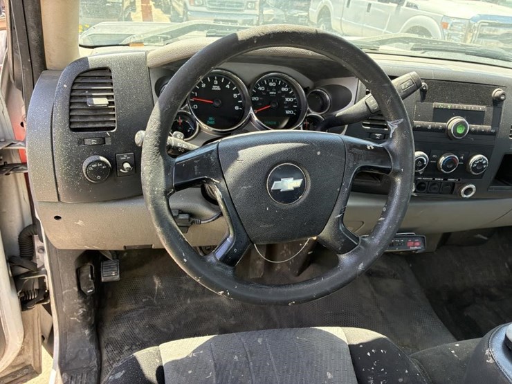 2009-chevrolet-3500hd-image-20