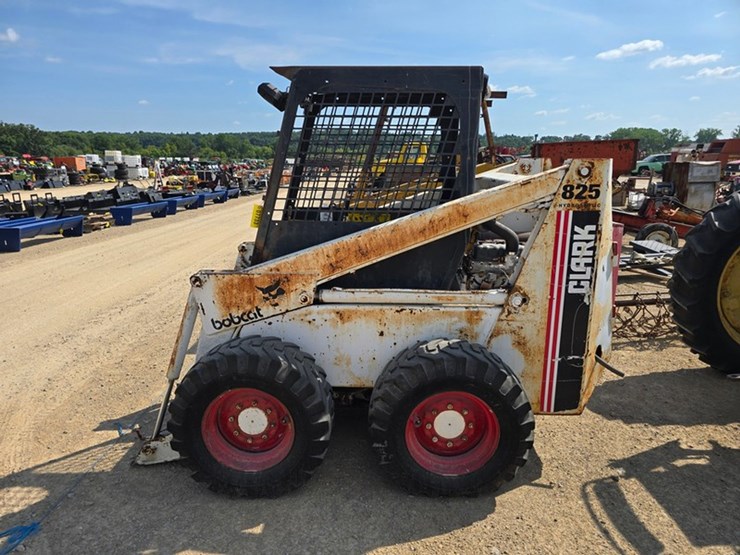 bobcat-825-image-2