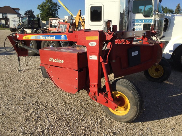 2015-new-holland-h7230-image-3