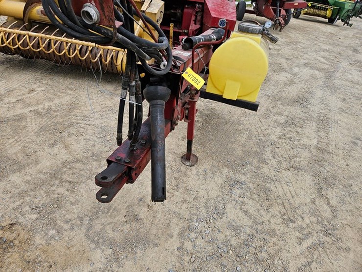 new-holland-900-image-9