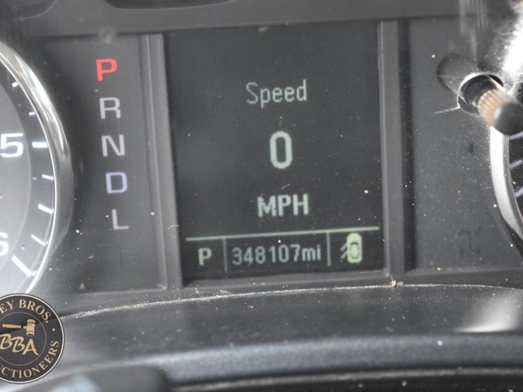 2017-chevrolet-silverado-1500-image-42