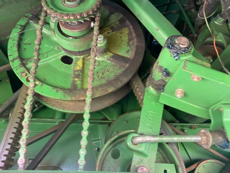 john-deere-4420-combine-image-18