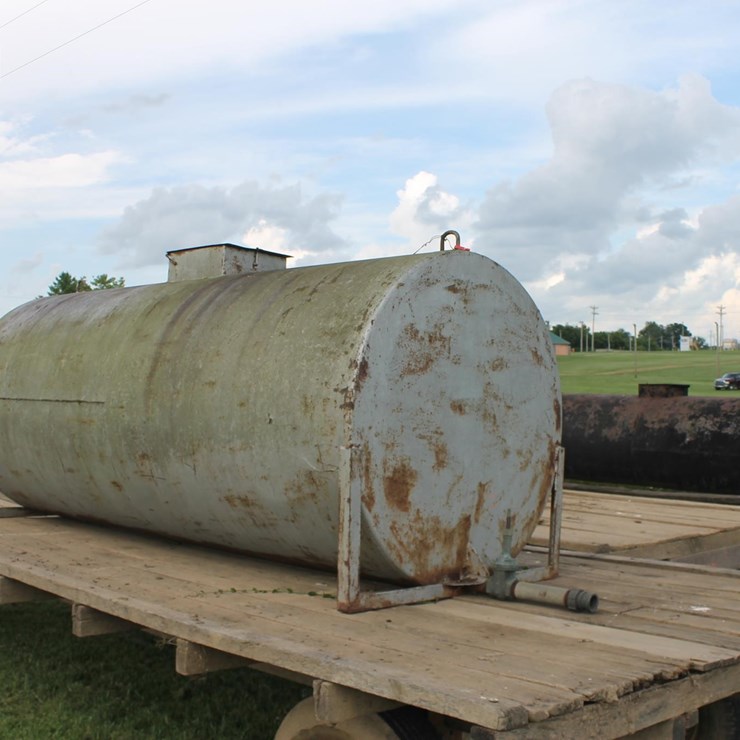 WATER TANK
