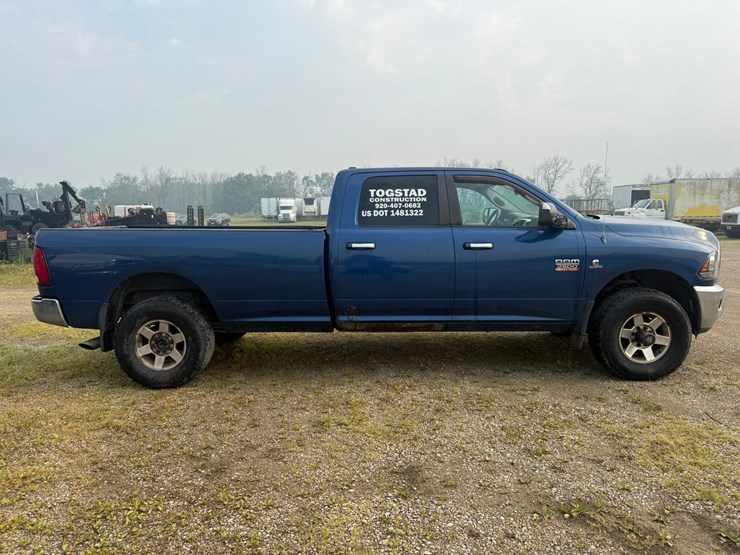 dodge-2500-image-6