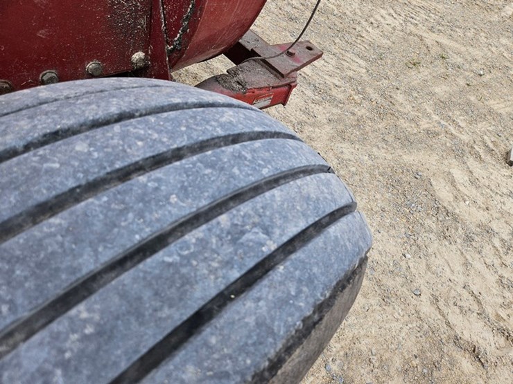 new-holland-900-image-31
