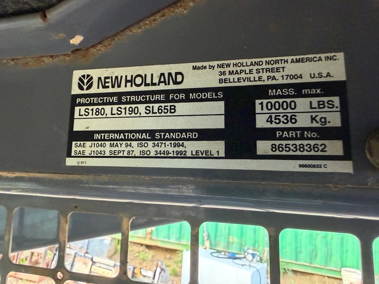 #4069-•-new-holland-ls180-wheeled-skid-steer-image-72