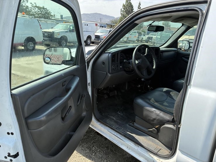2007-chevrolet-2500hd-image-11