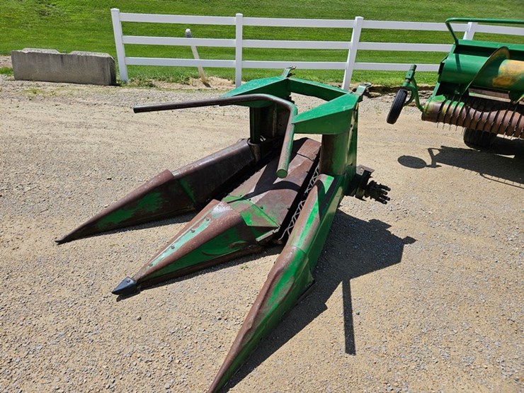 john-deere-3950-image-39