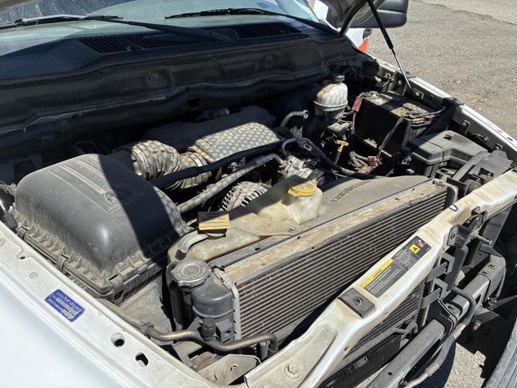 2005-dodge-ram-2500-image-12