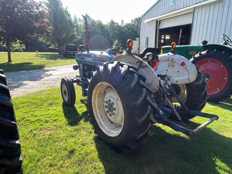 ford-tractor-image-7
