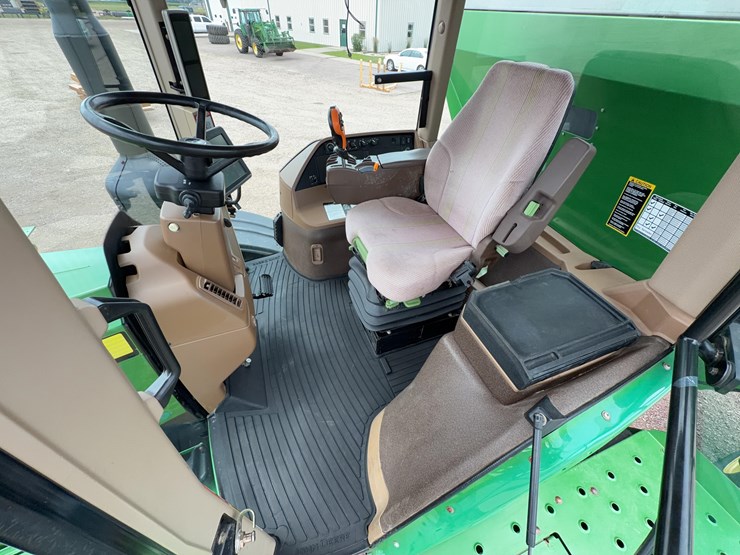 2012-john-deere-4940-image-35