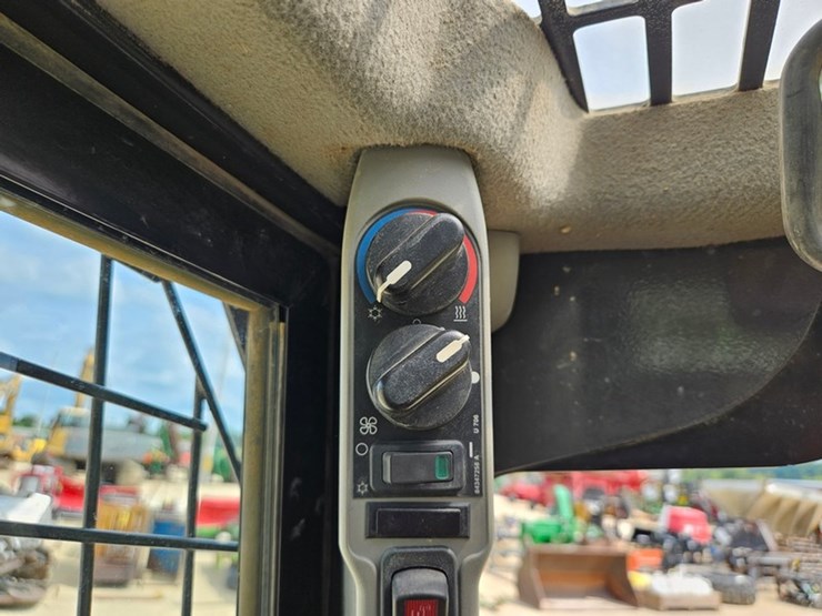 2018-case-tr340-image-35