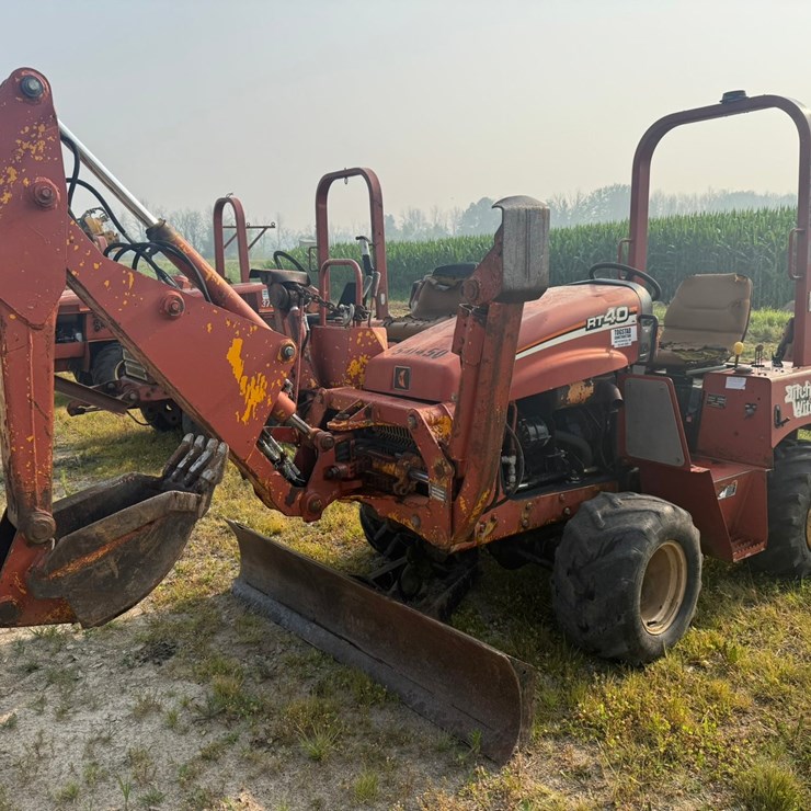 DITCH WITCH RT40