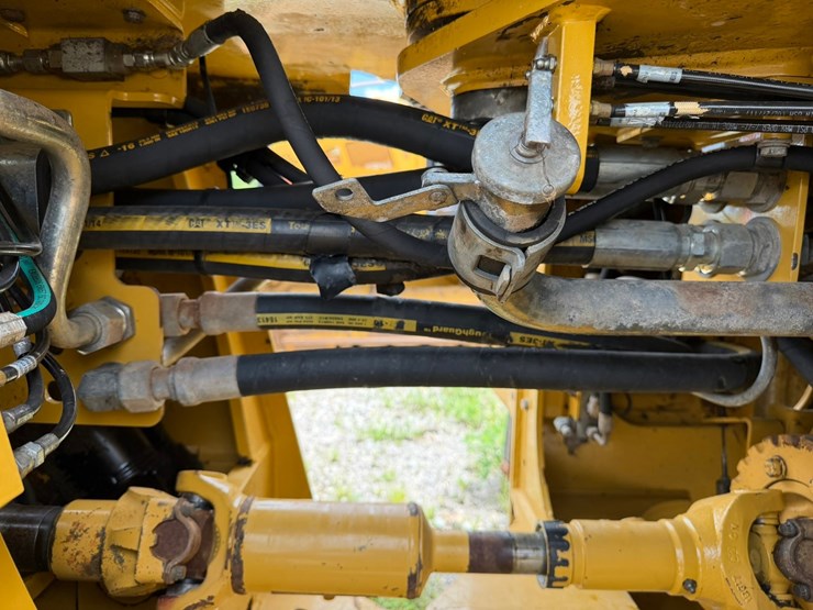 caterpillar-930h-image-25